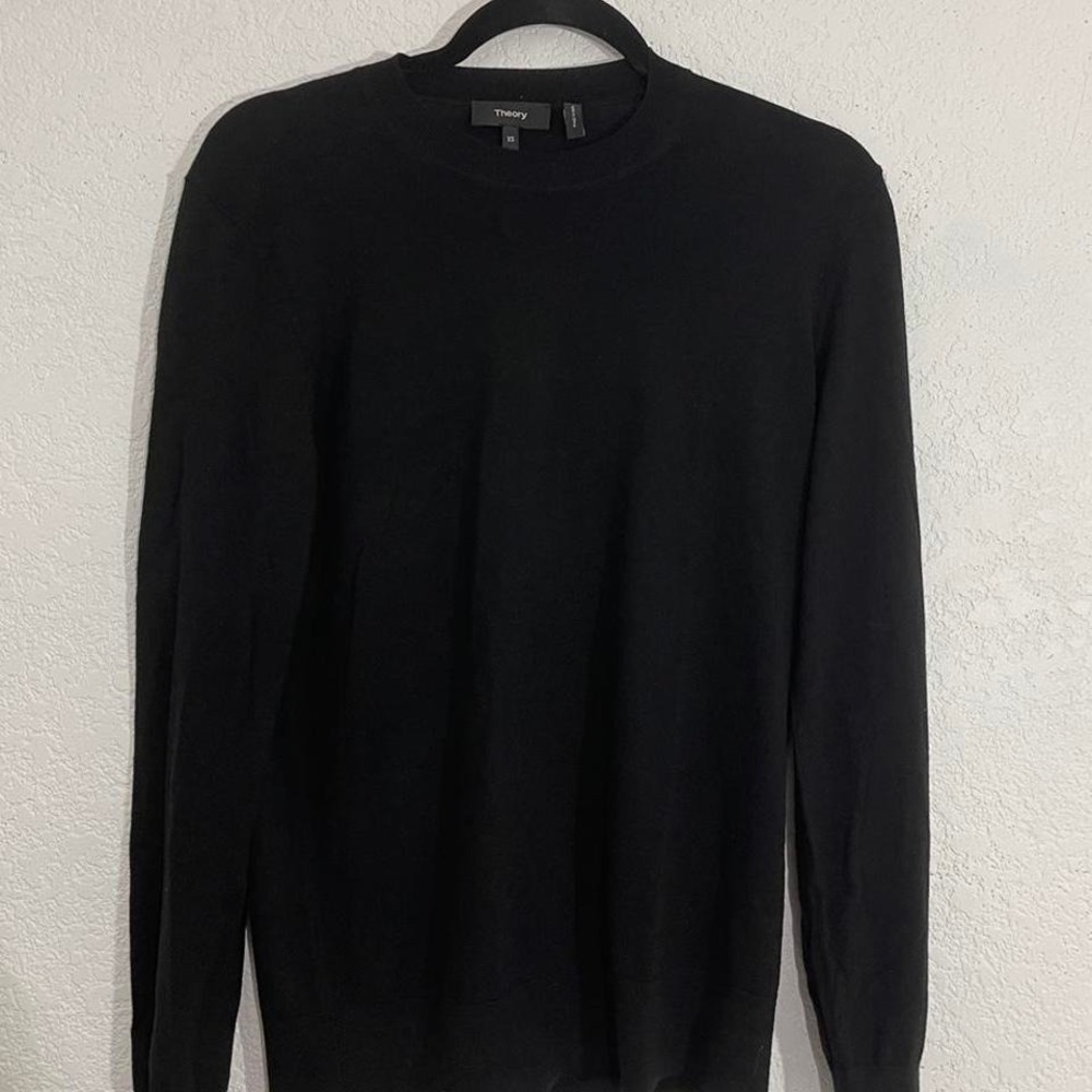 Theory Quiet Luxury Black Regal Wool Minimalist Crewneck Sweater